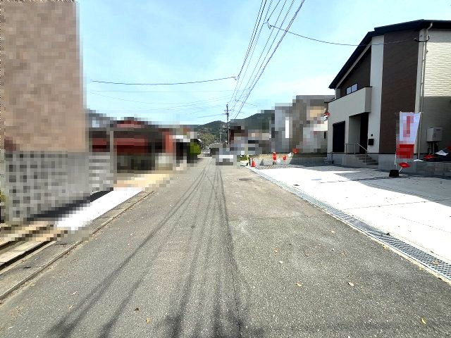 【その他】 | 糟屋郡久山町猪野4期　2号棟（全2棟）【仲介手数料無料・0円】 | 現地写真。前面道路です。