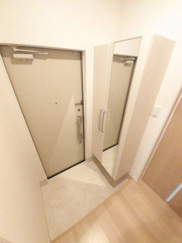 アンソレイエ町屋の玄関