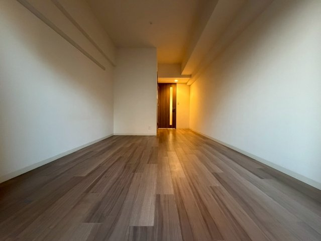 プレサンス江戸堀の洋室