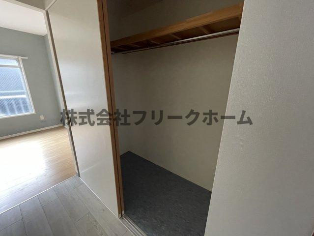 シャトル塚の収納