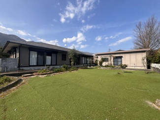 【外観】 | 大津市大物723-21　中古戸建 | 平家・離れ付。お庭でドックランも！？