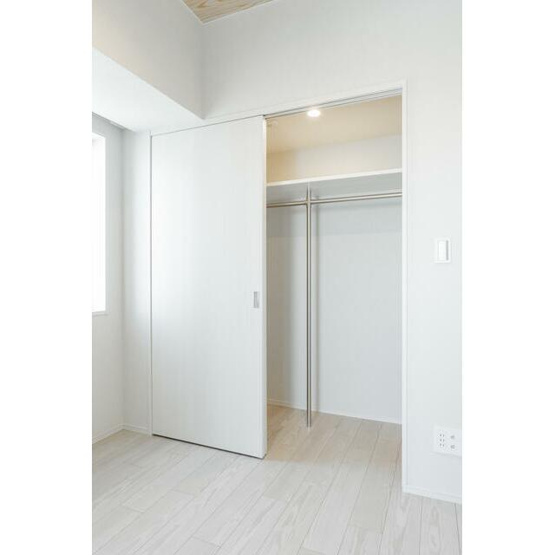 【収納】 | アンパサンド北新宿 | クローゼット完備。