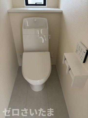 《仲介手数料無料》川越市大字木野目1861-101新築一戸建てハートフルタウンのトイレ|2階