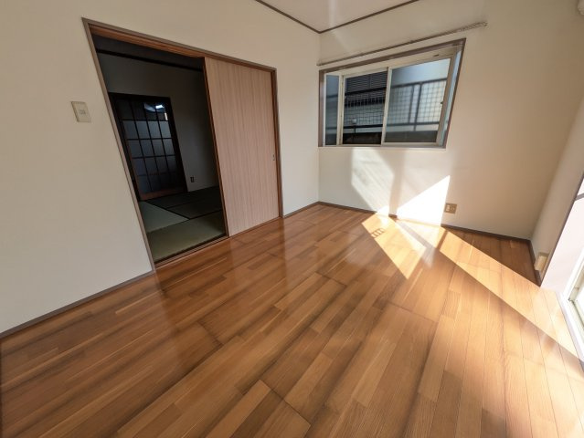 グリーン山手の寝室