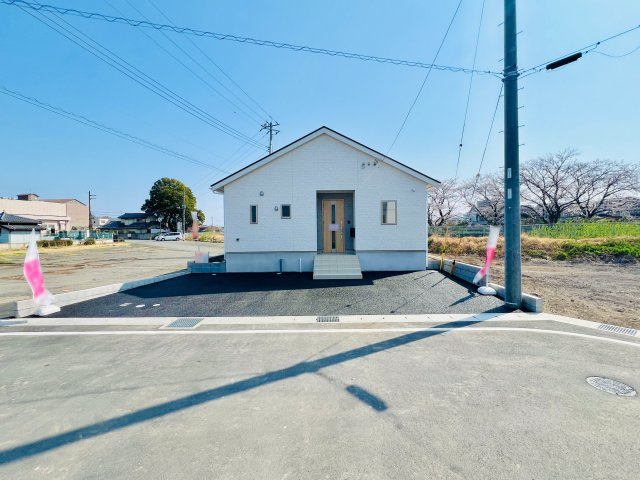前橋市北代田町の外観|駐車スペース２台以上可能♪