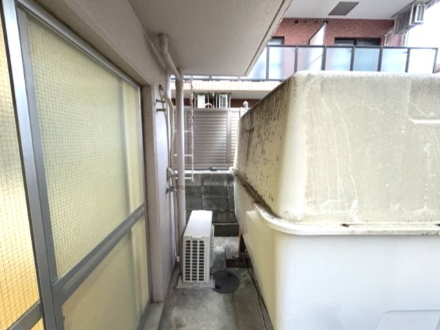 ビシック西進のバルコニー