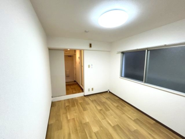 ビシック西進の居間・リビング