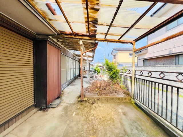 太田市新田木崎町の庭|お庭のスペースも広々♪
