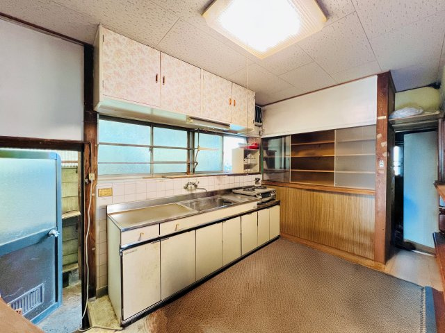 太田市新田木崎町のキッチン|作業スペースも広く、お料理も快適に◎