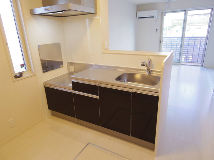 Mistral (ミストラル) Ⅰのキッチン|カウンターキッチン(IH対応ｺﾝｾﾝﾄ付き)