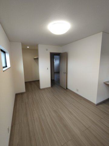 坂井市丸岡町今福　新築戸建Bの洋室
