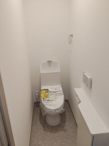 坂井市丸岡町今福　新築戸建Bのトイレ|2Ｆ