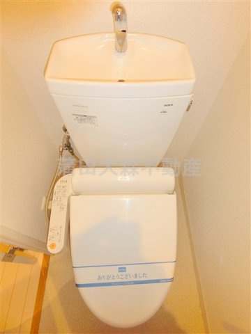 サンセール羽田のトイレ|トイレ　温水洗浄便座