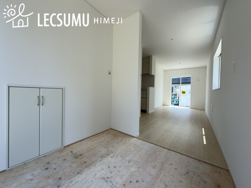姫路市網干区垣内南町第2/新築戸建の居間・リビング