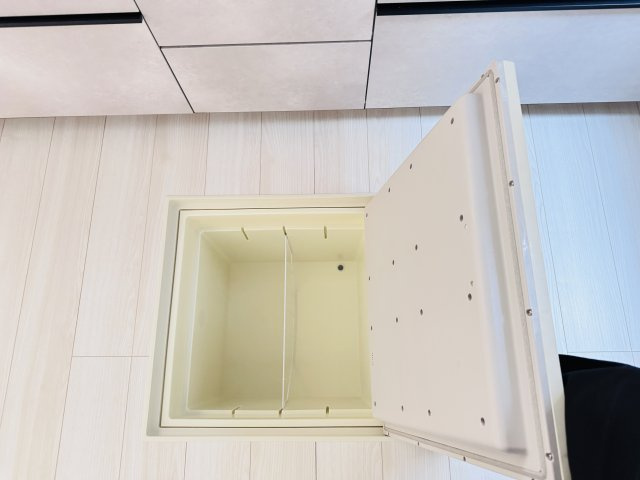 松戸市小山新築戸建【南部小学校：5分】のキッチン|キッチン床下収納