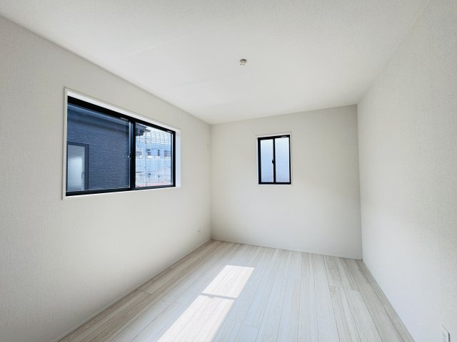 松戸市小山新築戸建【南部小学校：5分】の子供部屋|6帖洋室