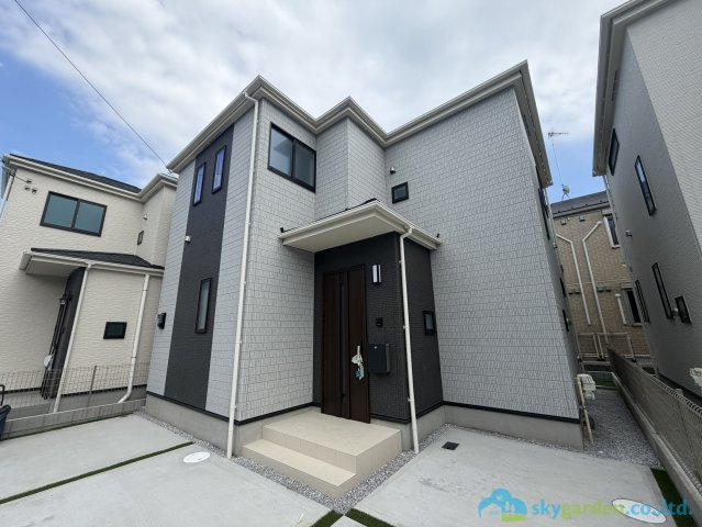 平塚市西真土　新築分譲住宅　全16区画O号棟