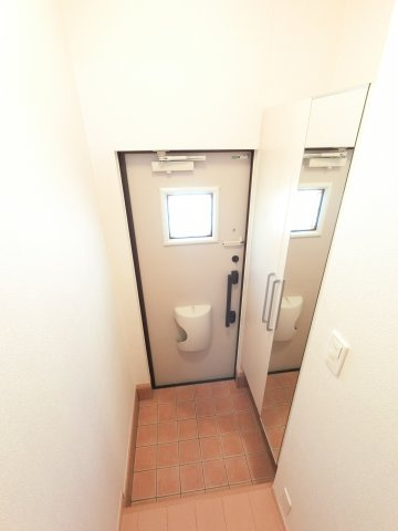 【玄関】