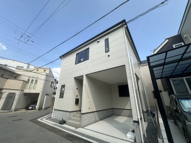 豊中市上野東１丁目　新築戸建住宅の駐車場|1台駐車可能のスペースがございます。