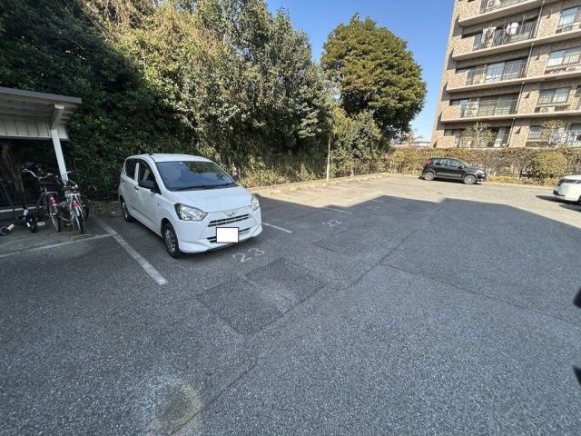 ミュウの駐車場
