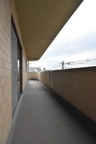 カワデンセントリックハイツのバルコニー