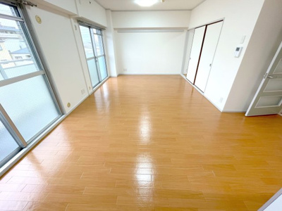 【居間・リビング】 | エクセルダイドー 　301 | ※内観写真は従前契約者様がご入居前（2022．11）撮影分です。