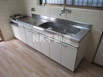 【キッチン】 | 水走2丁目戸建貸家（吉田賃貸） | お料理しやすいキッチンです