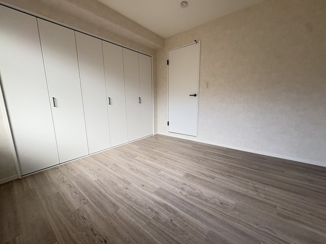 コープ野村須磨離宮前B棟の洋室