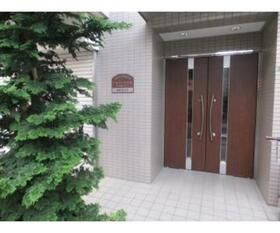 アルテール千石のエントランス