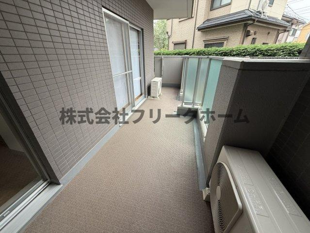 小金井市中町２丁目の賃貸マンションのバルコニー
