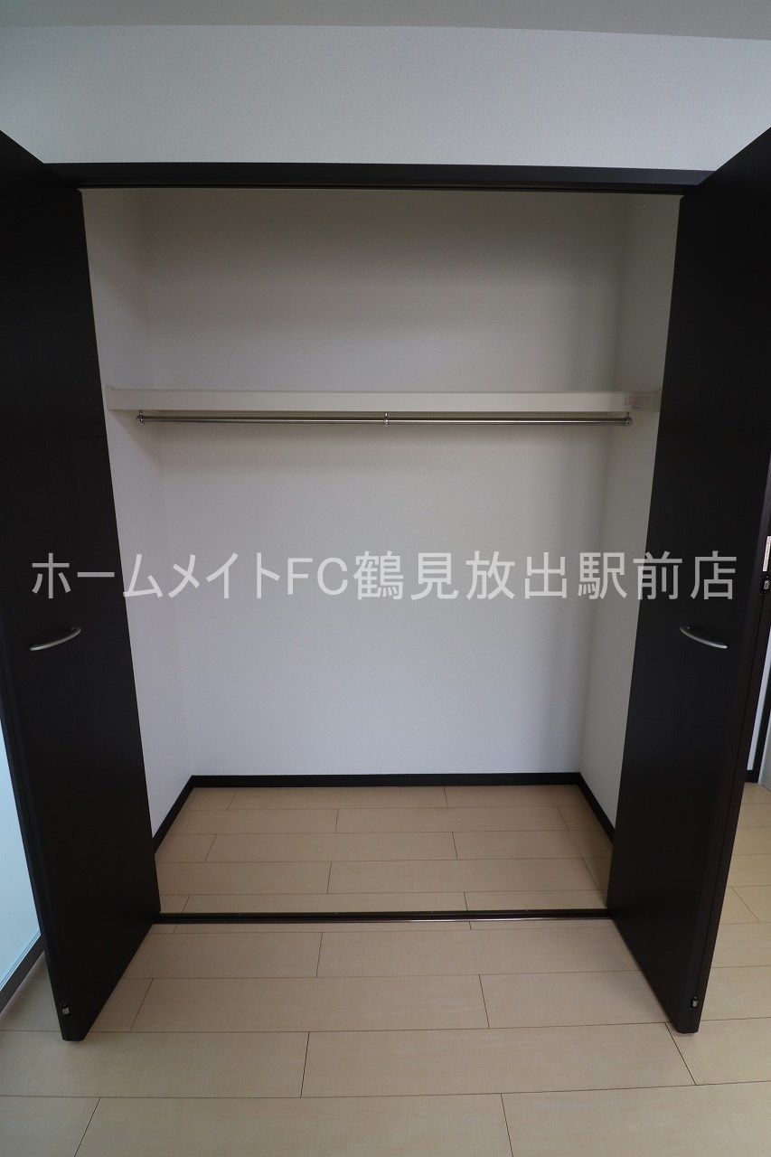 大阪市城東区諏訪４丁目のハイツの収納