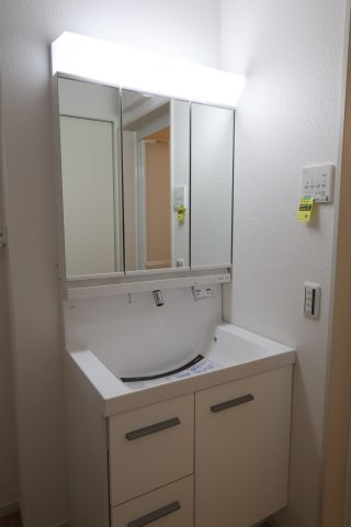 《仲介手数料無料》川越市小仙波町２丁目44-48新築一戸建てリガーレの独立洗面台