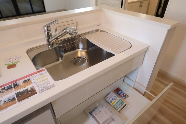 《仲介手数料無料》川越市小仙波町２丁目44-48新築一戸建てリガーレのキッチン