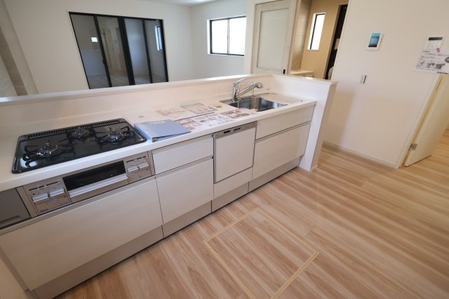 《仲介手数料無料》川越市小仙波町２丁目44-48新築一戸建てリガーレのキッチン