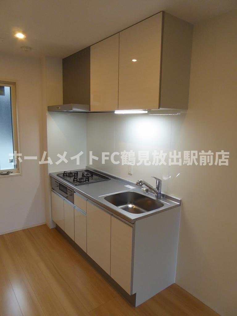 大阪市城東区諏訪２丁目のアパートのキッチン