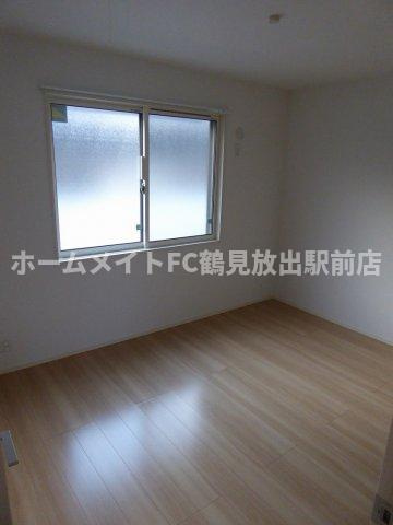 大阪市城東区諏訪２丁目のアパートの洋室