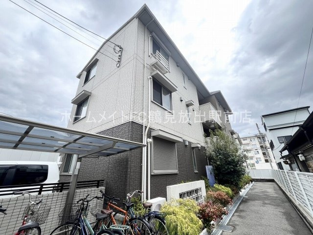 大阪市城東区諏訪２丁目のアパートの外観
