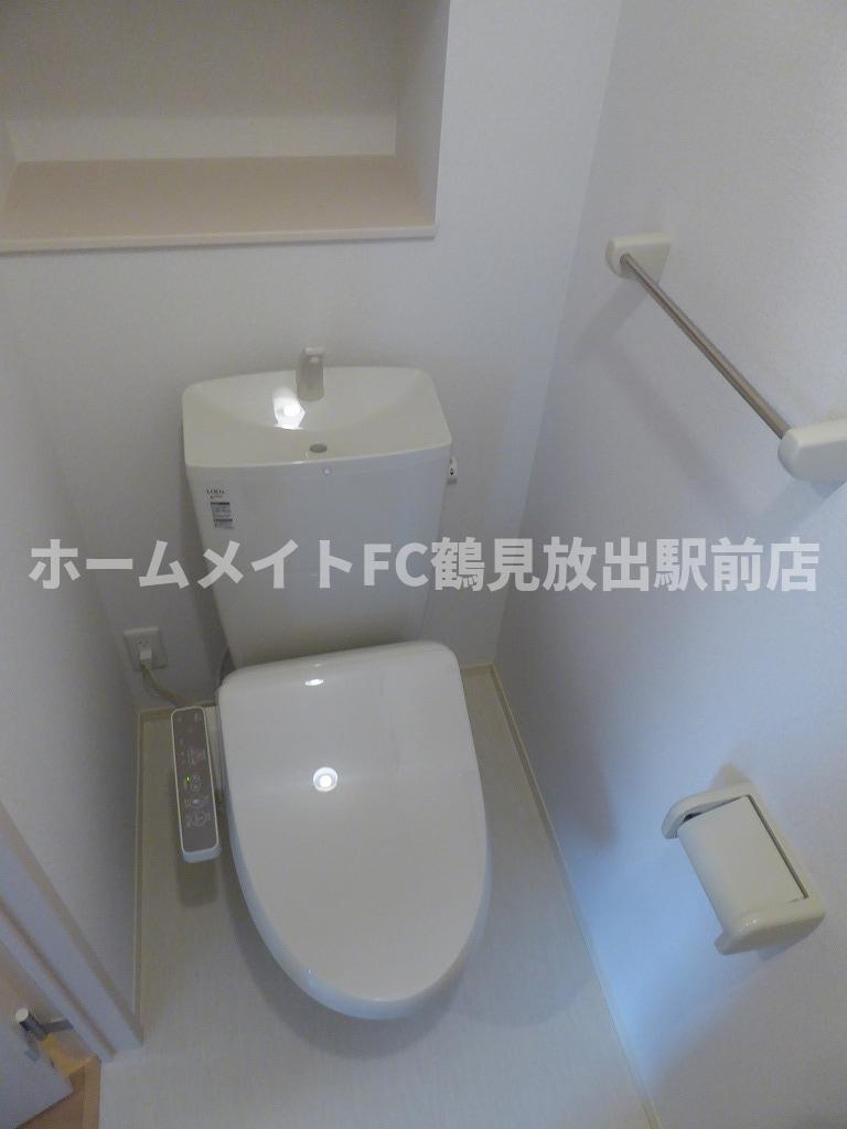 大阪市城東区諏訪２丁目のアパートのトイレ