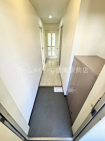 大阪市鶴見区諸口６丁目の賃貸マンションの玄関