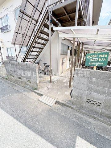 マルイ荘のエントランス
