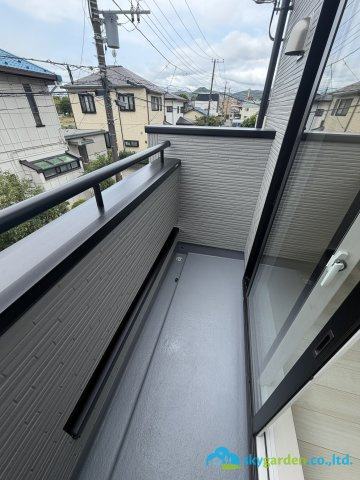 秦野市鶴巻南3丁目　新築戸建てのバルコニー