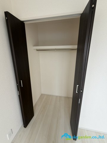 秦野市鶴巻南3丁目　新築戸建ての収納