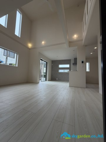 秦野市鶴巻南3丁目　新築戸建て