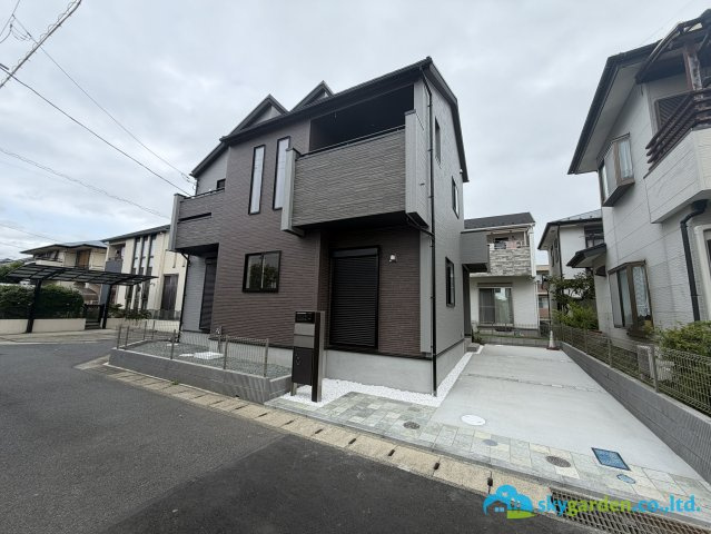 秦野市鶴巻南3丁目　新築戸建ての外観