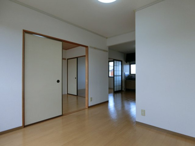 【居間・リビング】 | クレールパストラルN棟