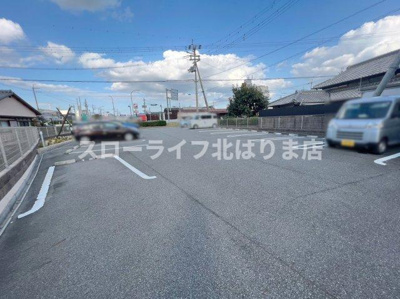 【駐車場】 | ルミノース・レジューネⅡ