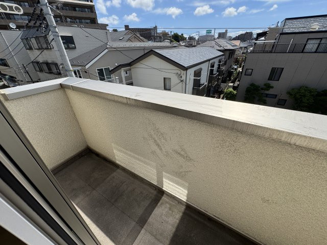 リフレックスコートのバルコニー