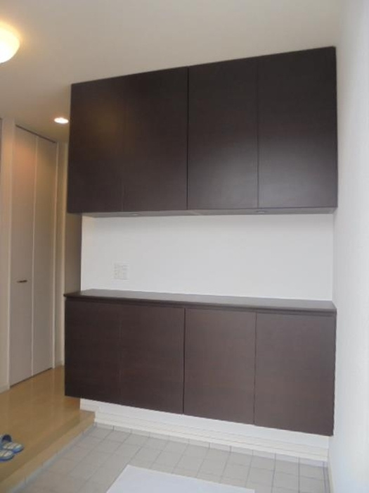 緑ケ丘戸建ての玄関