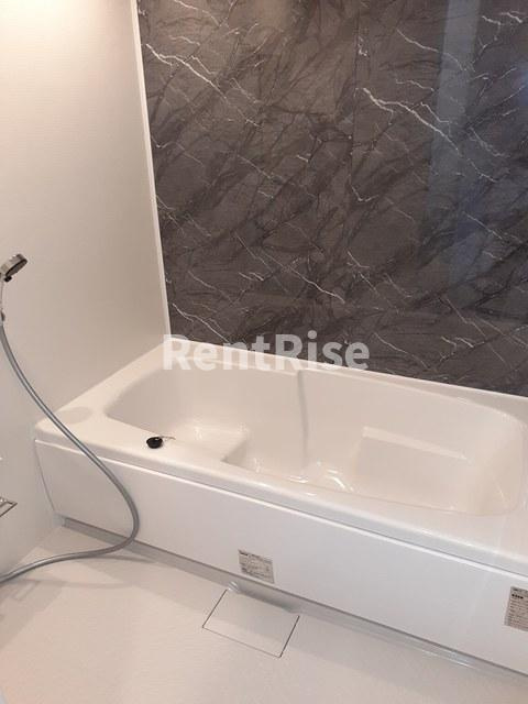 セプタンブルの浴室|バス