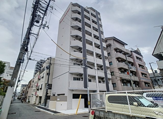 セオリー神戸ラメールの外観
